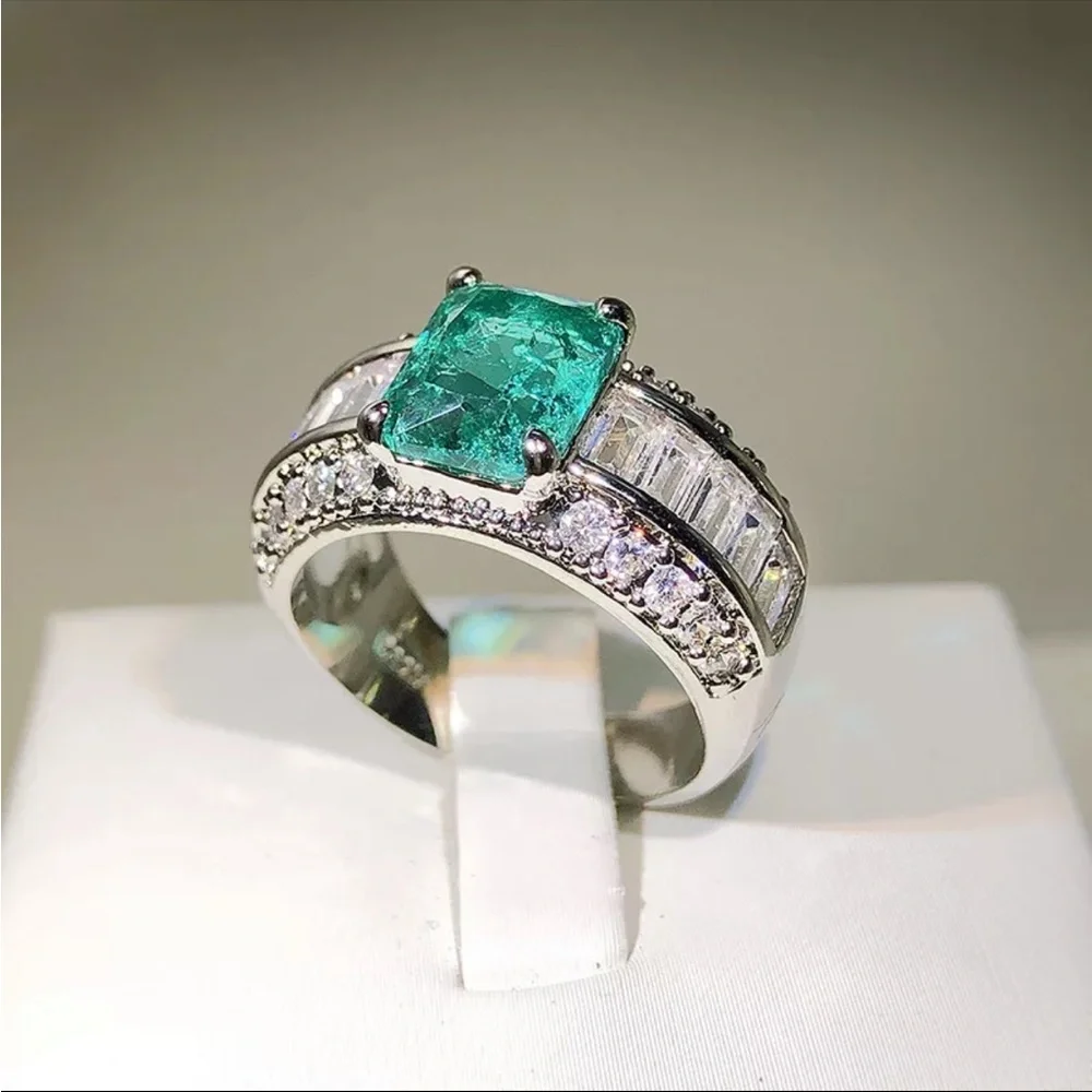 New 925 Silver Princess  Ladies Wedding Party Zircon Ring - Picture 5 of 5